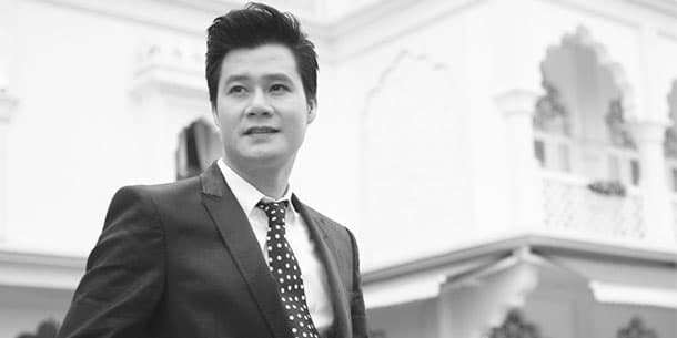 Biography and success in the music career of singer Quang Dung
