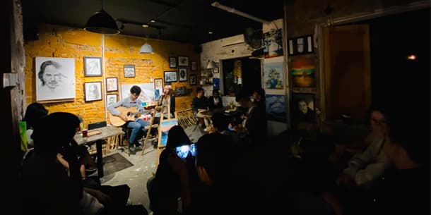 Đêm nhạc tối thứ bảy - CouchSurfing's Acoustic Night