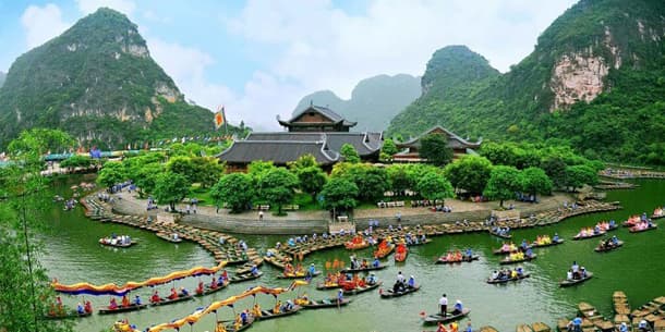 Ninh Binh Travel Guide - Vietnam Travel Tips and Experiences