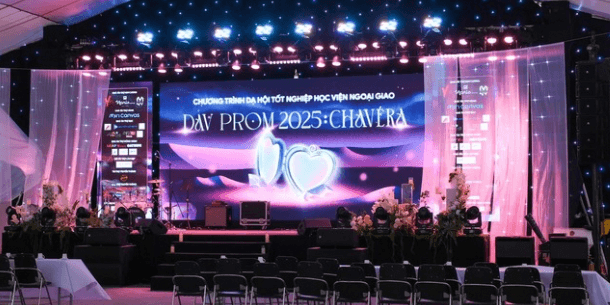 DAV PROM 2025: GIAI ĐIỆU TRƯỞNG THÀNH, GHI DẤU THANH XUÂN
